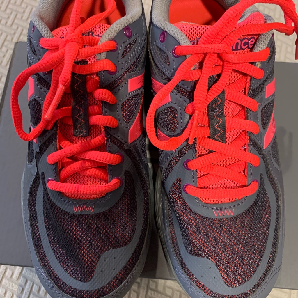 New Balance Womens Sneaker